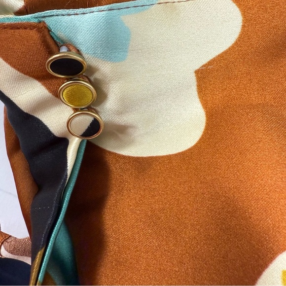 NWT House Of Harlow 1960 X Revolve Satin Blouse M Retro Funky Psychedelic *flaw - Picture 8 of 9